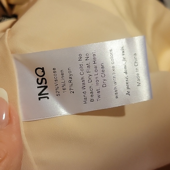 012 JNSQ Amanda Dress - Picture 12 of 15